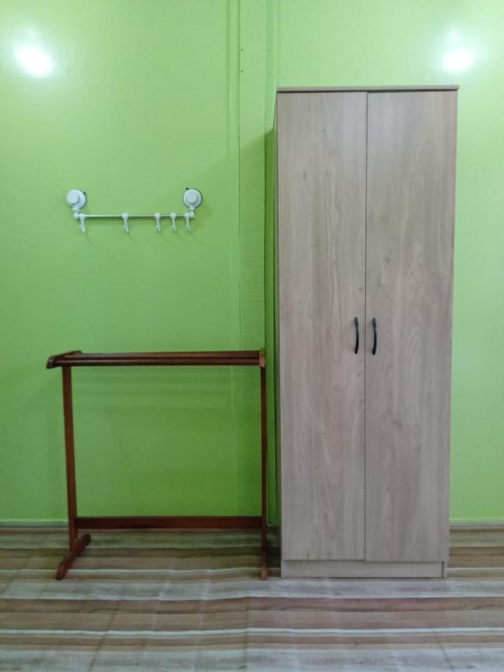 Oceanboys Inn Kampong Pasir Panjang  エクステリア 写真